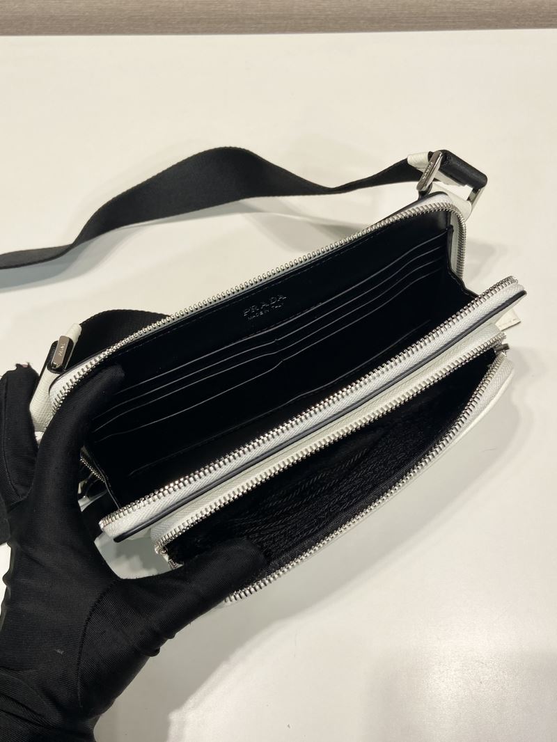 Pra*a waist chest packs